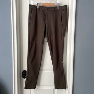 Lululemon Men’s Commission Pants Skinny 33” (Dark Olive)